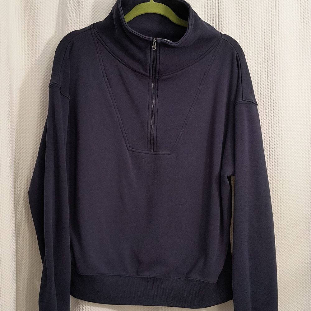 Earth Yoga sweatshirt Women's